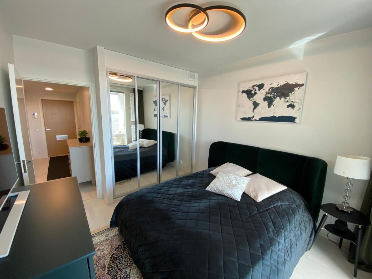 Luxury 1-Bedroom Apartment With Sauna And Sea View Helsingfors Exteriör bild