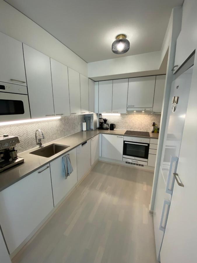 Luxury 1-Bedroom Apartment With Sauna And Sea View Helsingfors Exteriör bild
