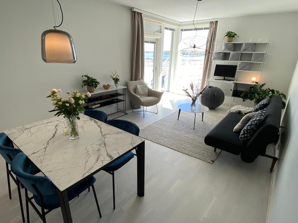 Luxury 1-Bedroom Apartment With Sauna And Sea View Helsingfors Exteriör bild